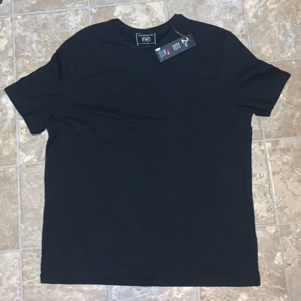 **Last chance** NWT F&F shirt